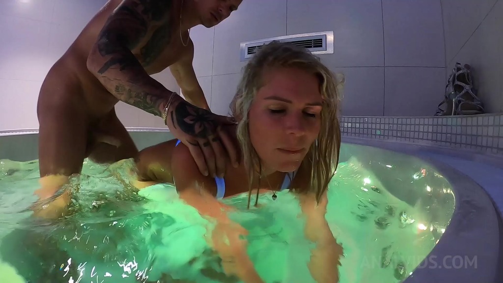 Underwater fuckign in the hot tub with Claudia Mac CM046