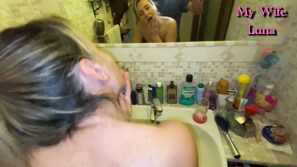 While my wife gets ready I piss in her mouth before fucking her ass (AnalVids.com) While my wife gets ready I piss in her mouth before fucking her ass