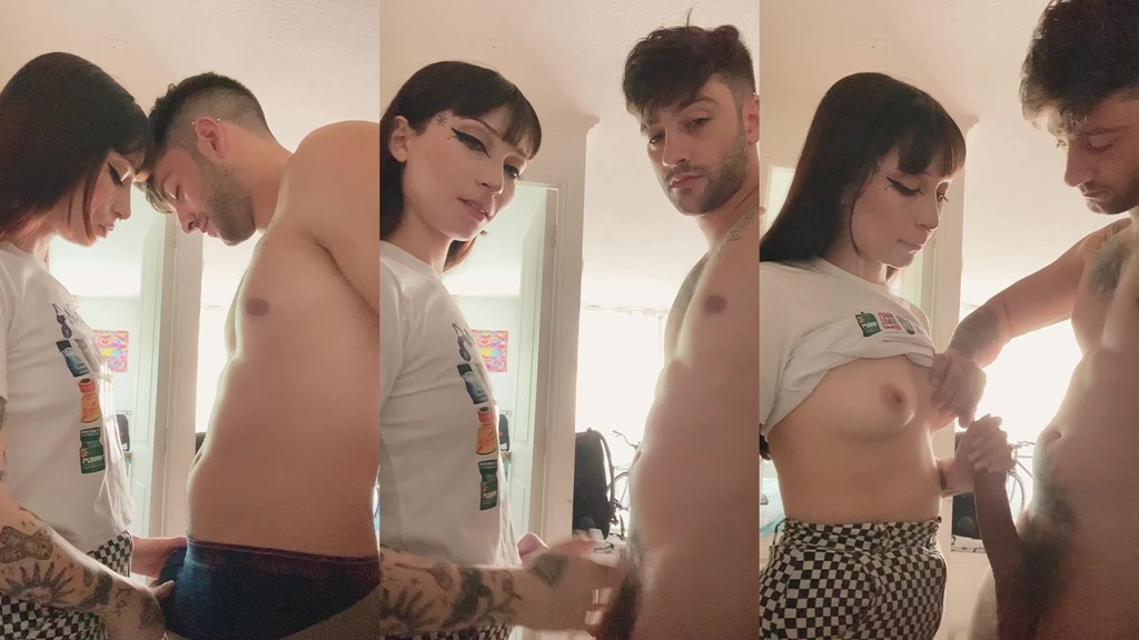 NOVIOS FOLLANDO EN LA COCINA