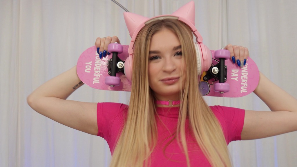 Adolescente di 19 anni con GRANDI tette e il suo primo anale con un africano (AnalVids.com) Teen 19yo with BIG tits and her first anal with an African