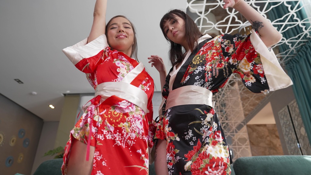 Asian Party ! Two Monster cocks fucked Asian girls in anal